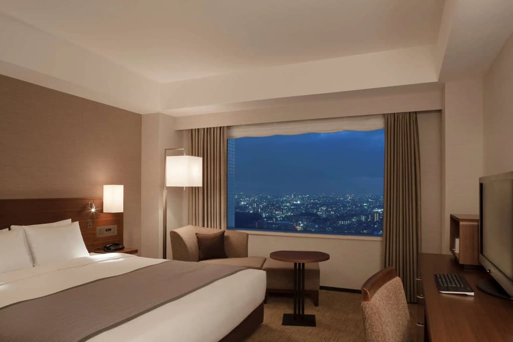 Century Southern Tower Hotel - photo 7