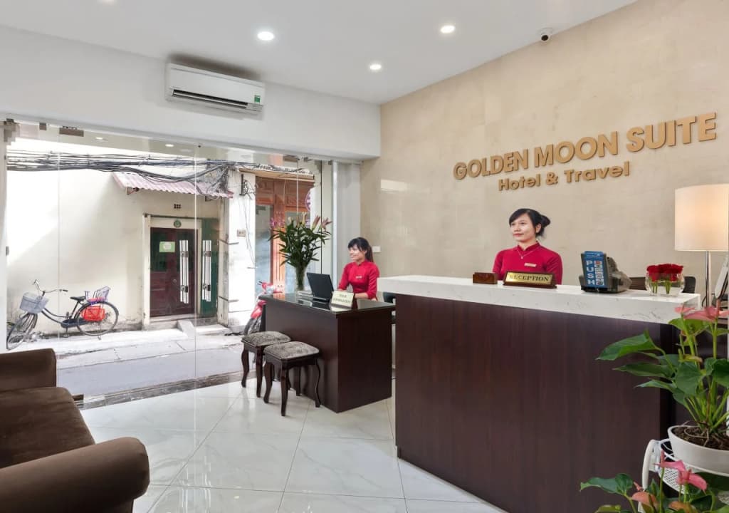 Golden Moon Suite Hotel - photo 21