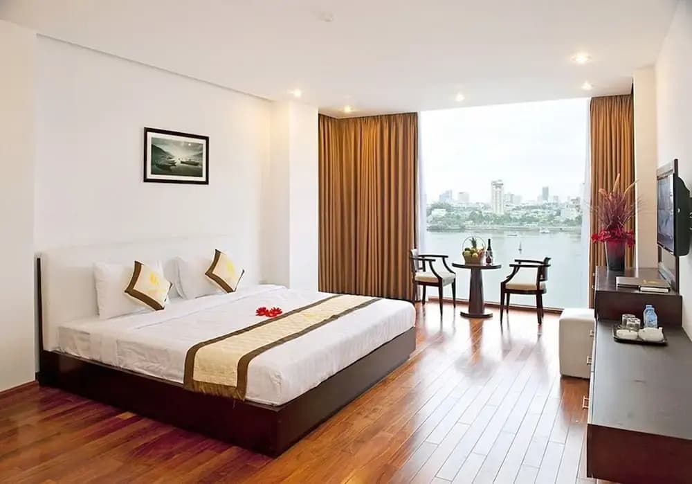 Lion Sea Hotel - photo 4