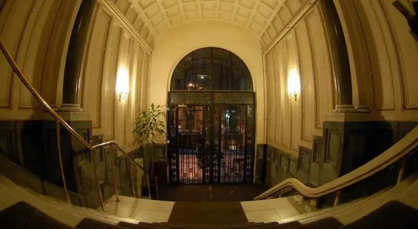 Lullaby Gardens Hostel - photo 3