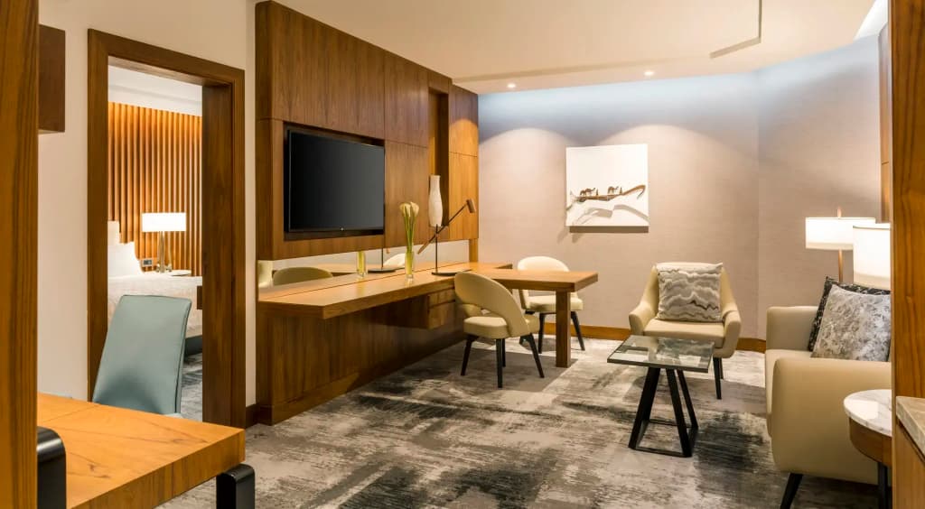 Le Meridien Dubai Hotel & Conference Centre - photo 16