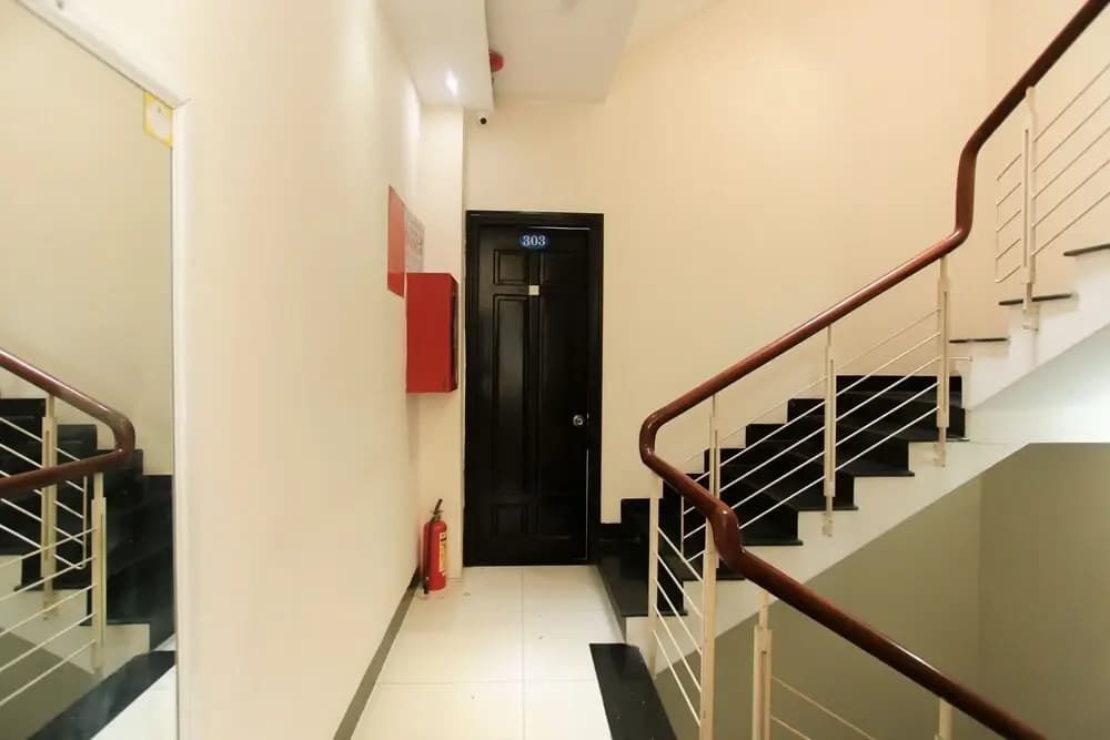 OYO 1072 Dragon Hotel - photo 10