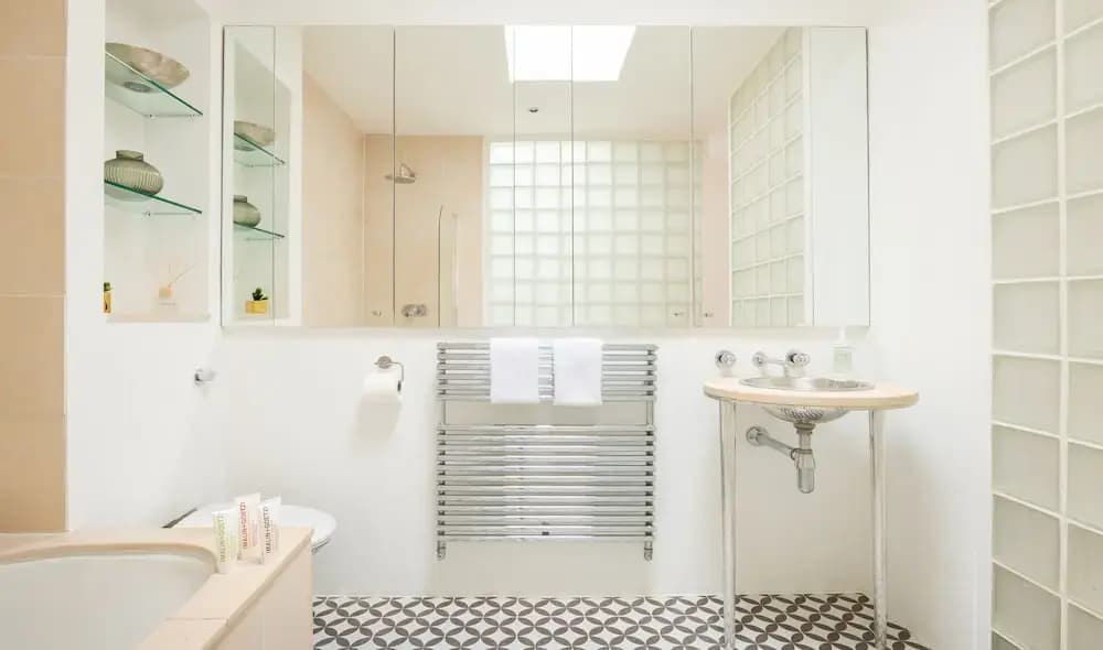 The Maida Vale Mews - Modern & Spacious 1BDR Home next to Venice Canals - photo 8