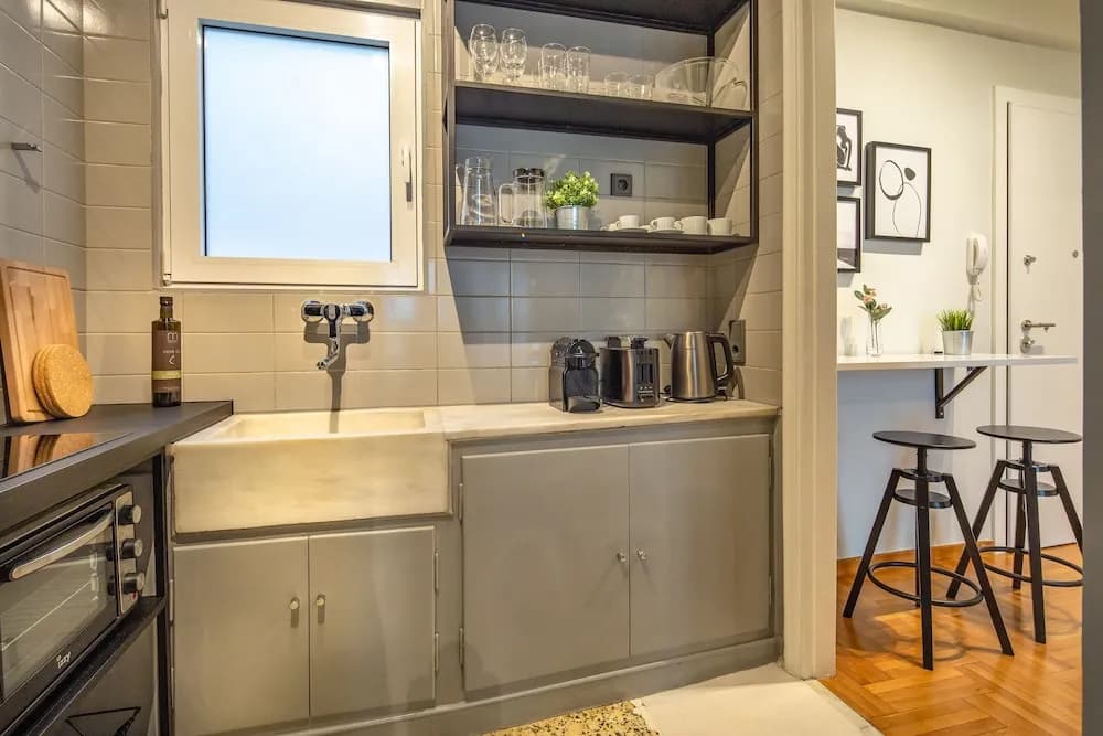 UPSTREET Superb 1BD Apt-Heart of Kolonaki - photo 10
