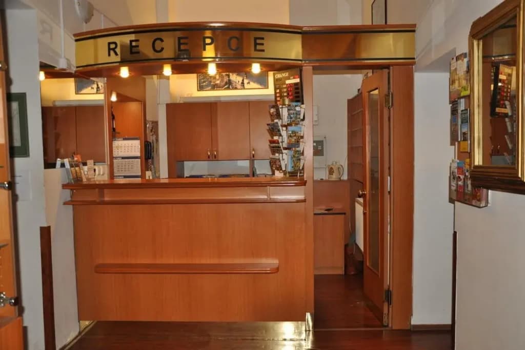 Hotel City Centre - photo 11