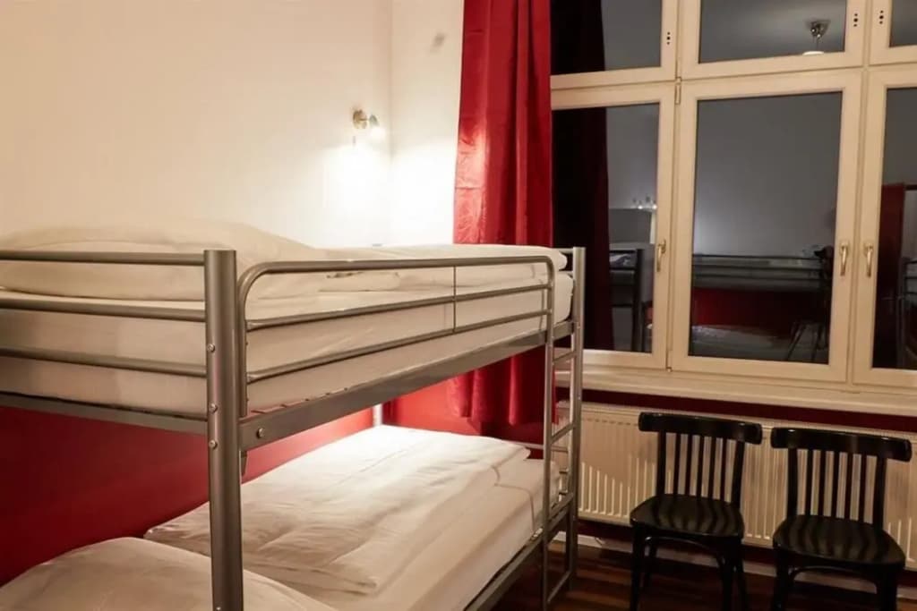 Ballhaus Berlin Hostel - photo 1