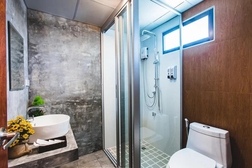 stucco loft residency - photo 7