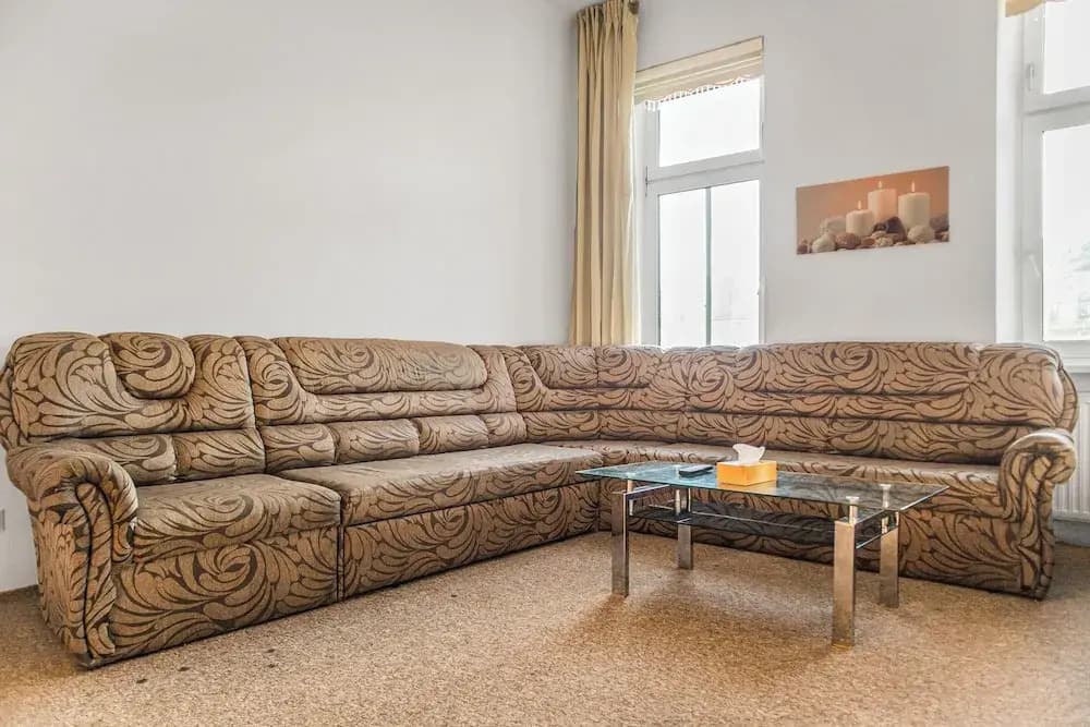 Cozy 2BR Apt Next to Millennium Tower - photo 6