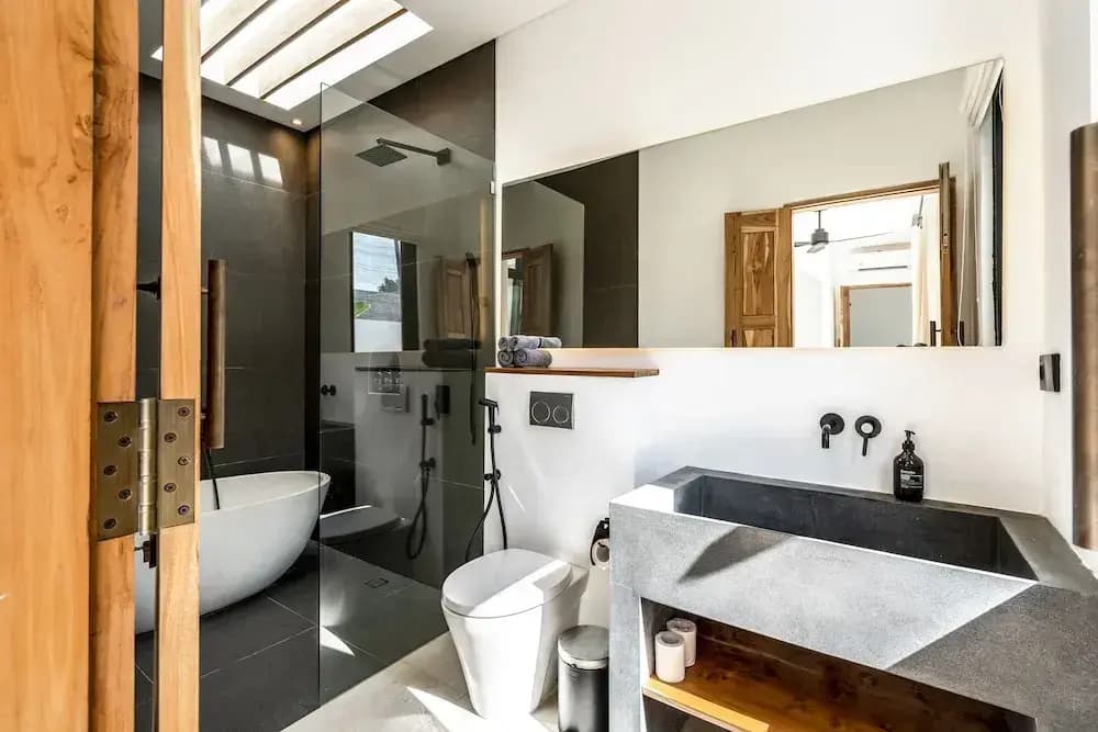 Palm Residence Lot 22 Villa Uluwatu - Tranquil Stay with Modern Comfort - photo 18