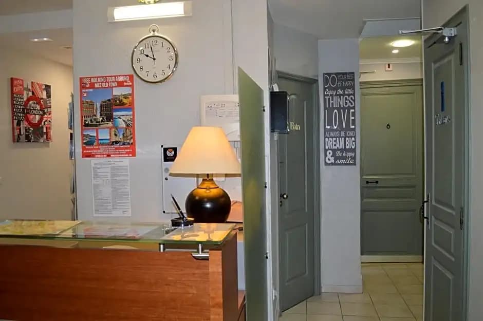 Backpackers Chez Patrick - photo 2