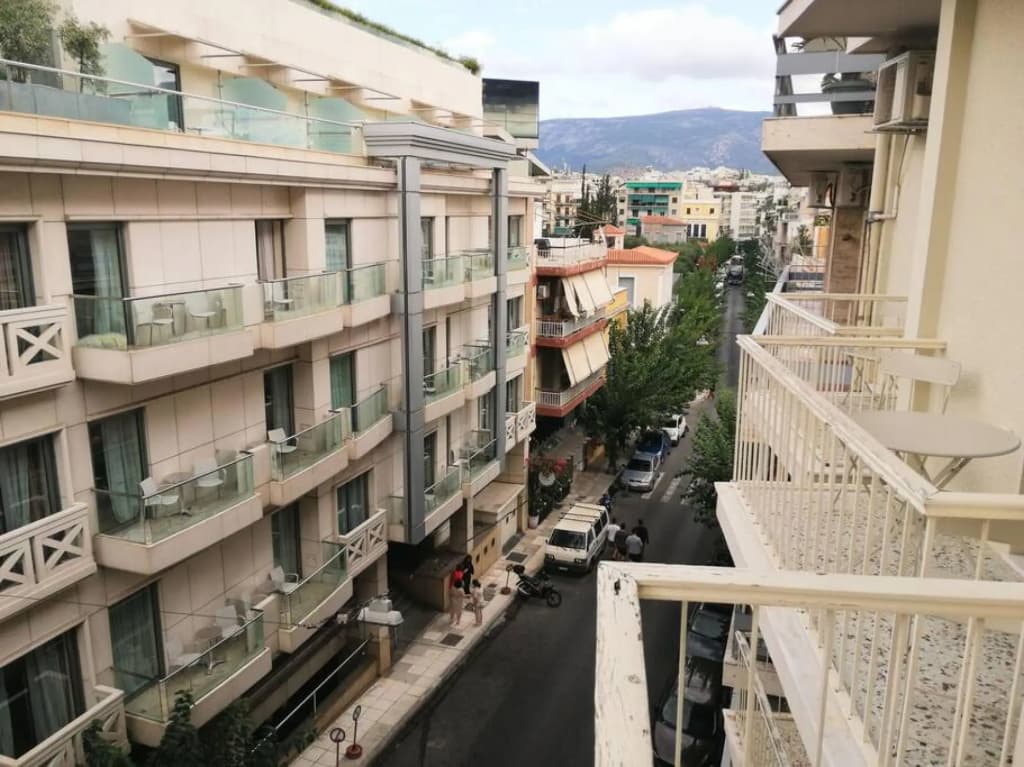 Elegant Apartment in Acropolis - photo 1