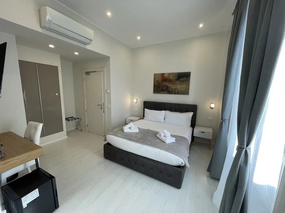 Quintus Luxury Suites - photo 6
