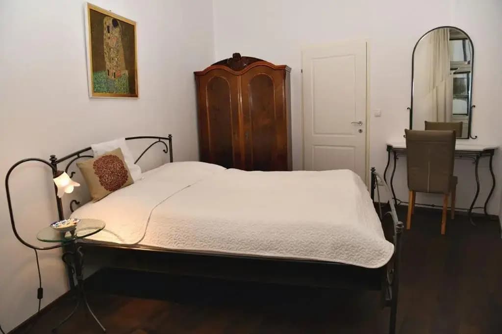 Grand Vienna City Center Apartment - photo 5