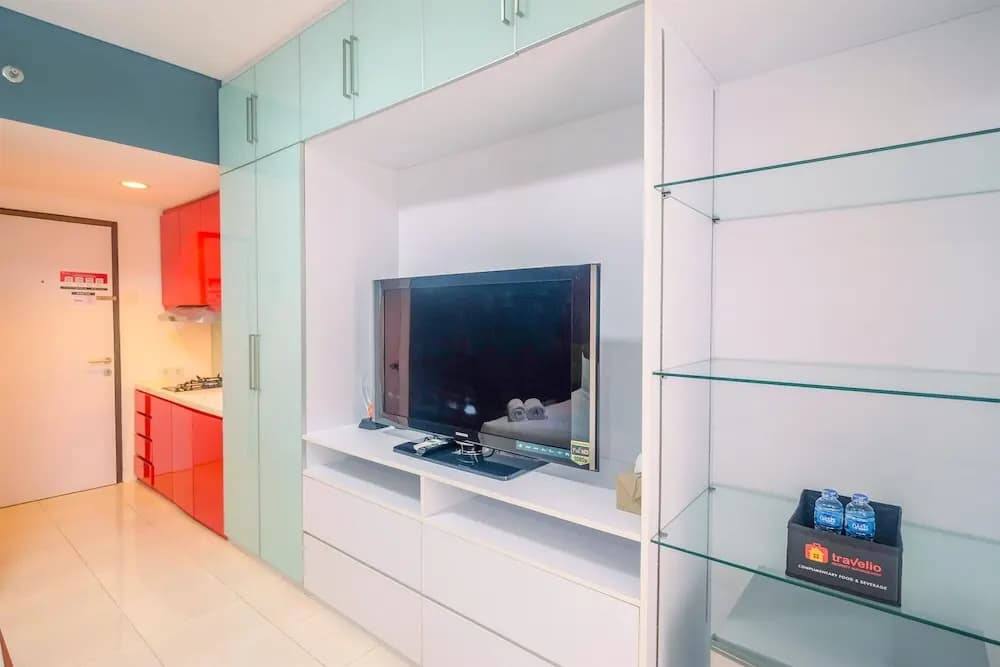 Comfort Studio Tamansari Sudirman Apartment - photo 6