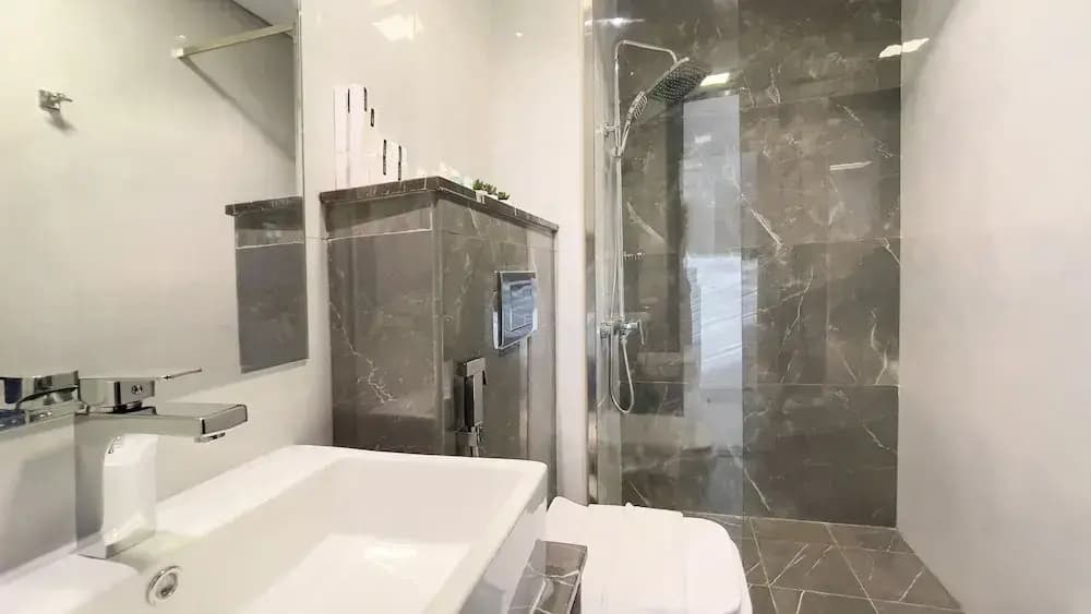 Elite LUX Holiday Homes - Luxe Gardenia 2BR Haven in Arjan Dubai - photo 8