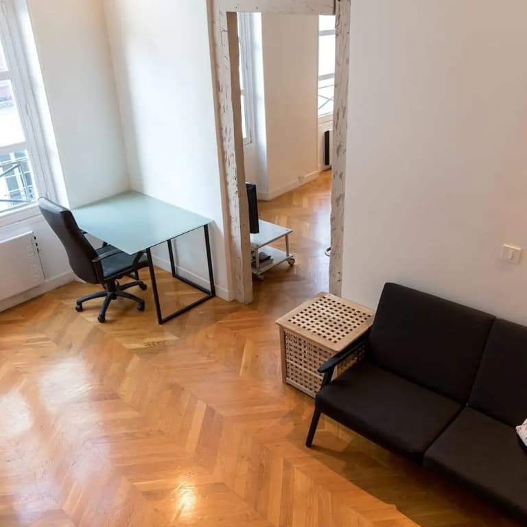 Sunny Dussoubs I Unique 1-br Loft in Montorgueil - photo 11