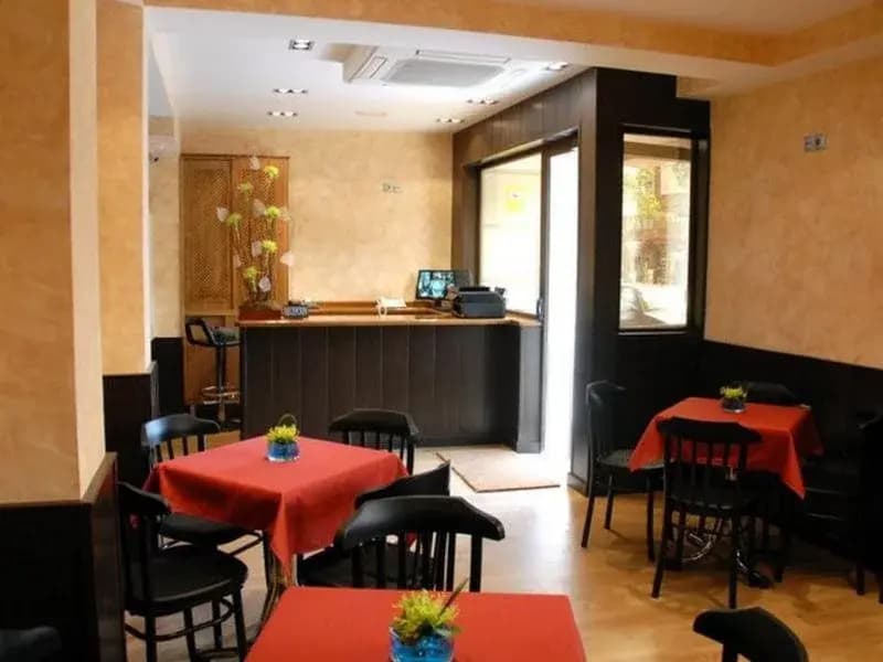 Hostal Avenida Barajas - photo 18