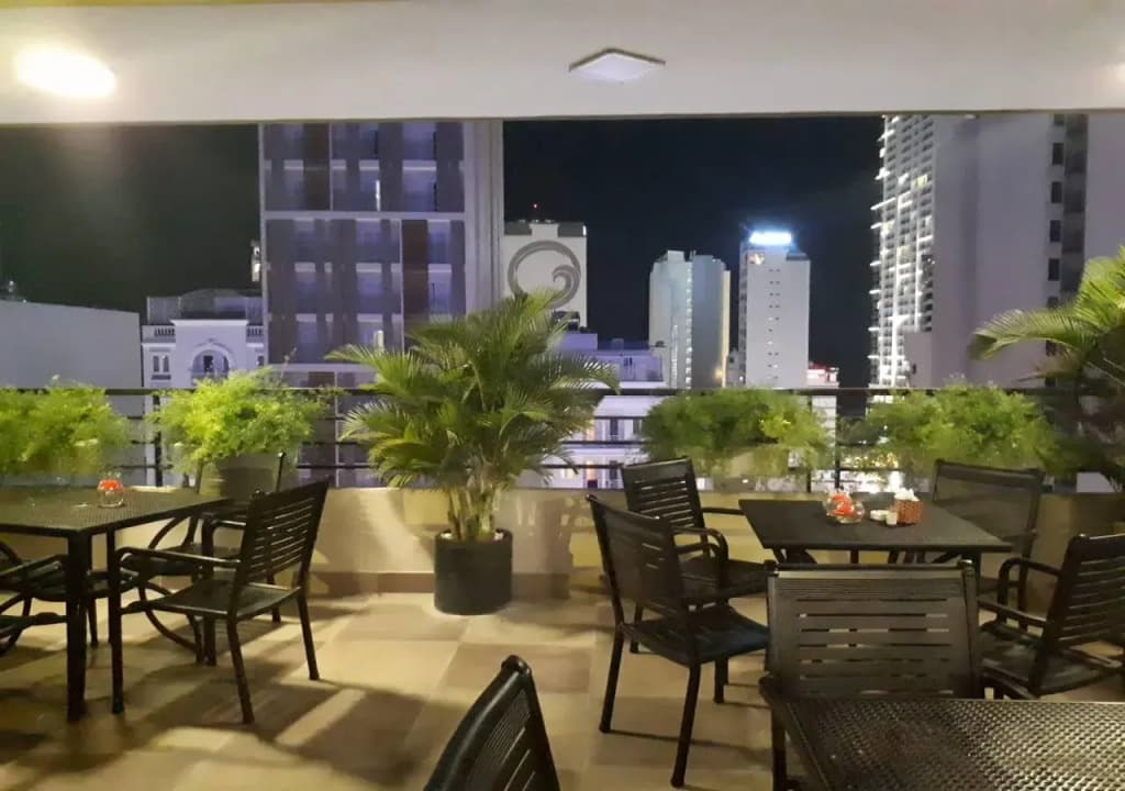 Maple Leaf Hotel & Apartment - photo 18