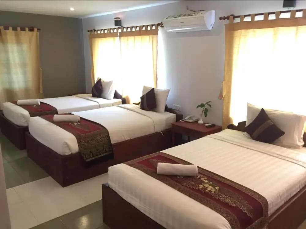 New Riverside Guesthouse - photo 3