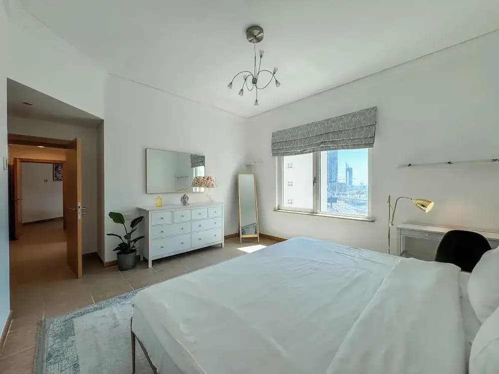 Upgraded 2BR Apartment at the Beach - photo 21