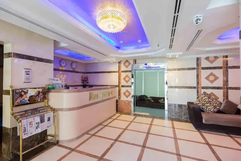 Dream Palace Hotel - photo 2
