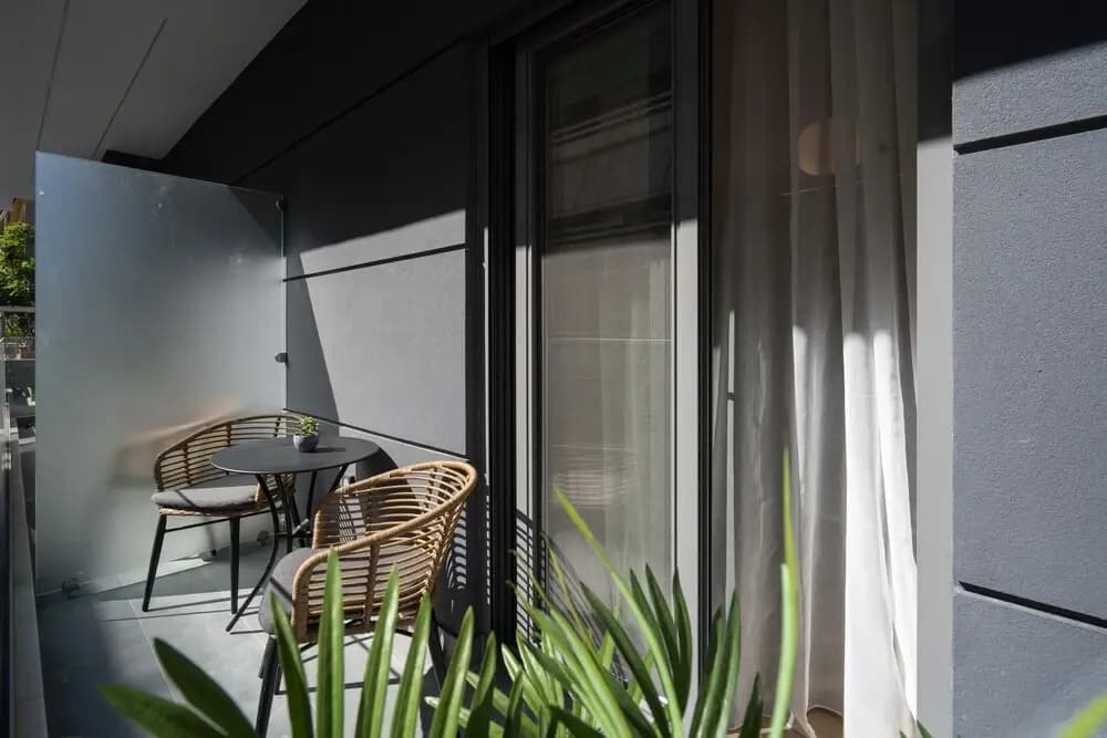 Io Suites - photo 20