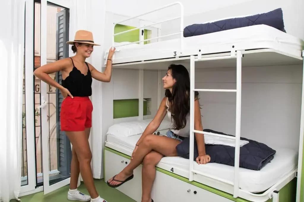 Sant Jordi Hostels Gracia - photo 21