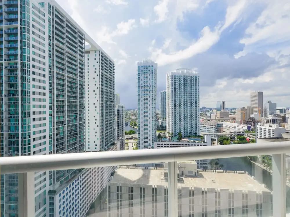 Icon Tower 3 - photo 14