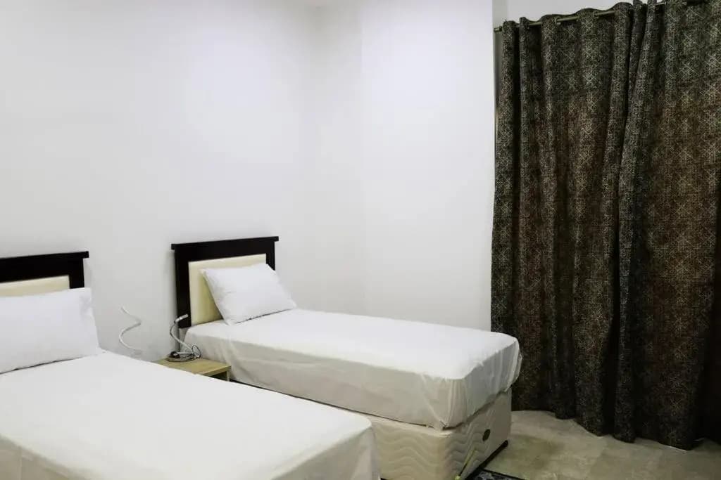 Serviced 2 bedroom apartment , with lovely view. - photo 11