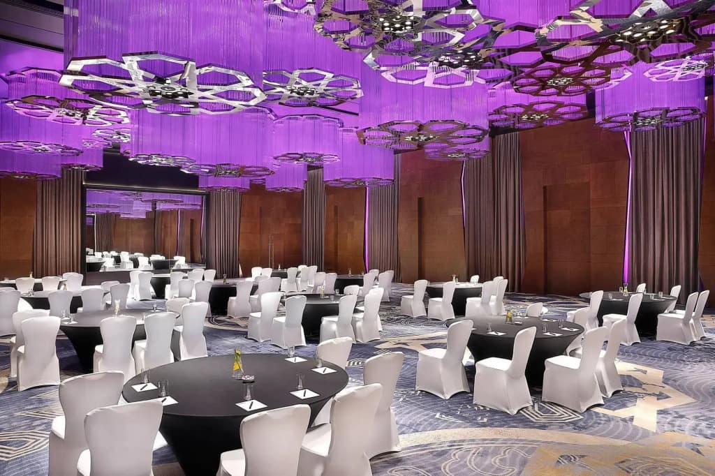 W Muscat Hotel - photo 13