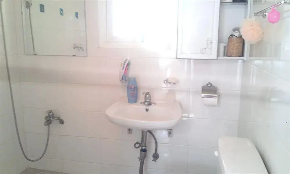 Alpha Guesthouse - photo 8