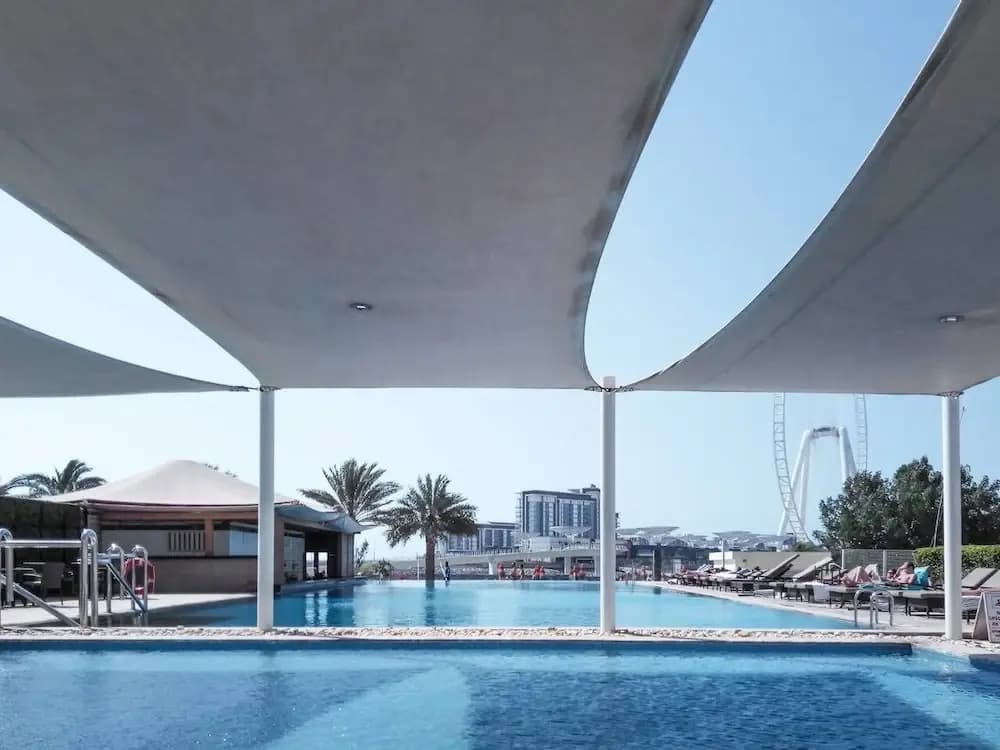 Upscale 1BR - Sea Views - Direct Beach Access! - photo 16