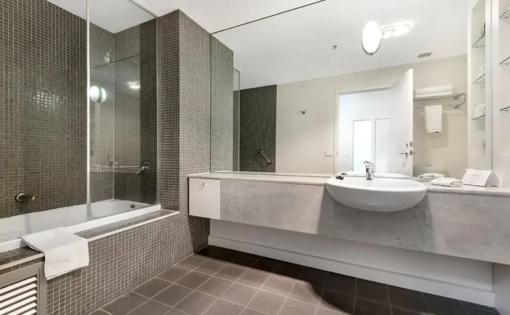 Melbourne CBD Central Apartment Hotel - photo 11