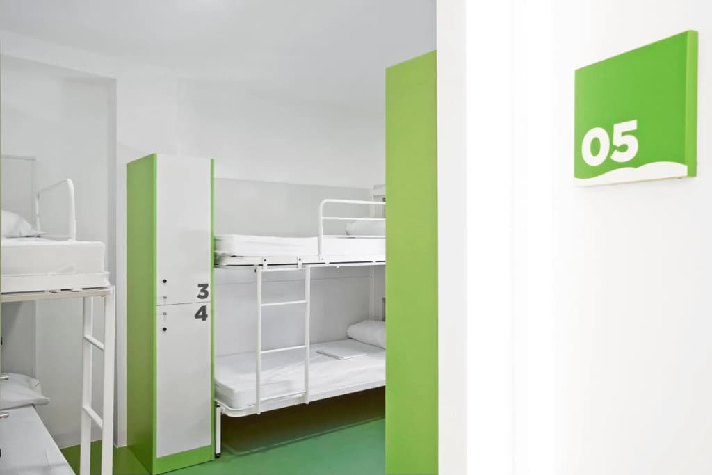 Sant Jordi Hostels Gracia - photo 25
