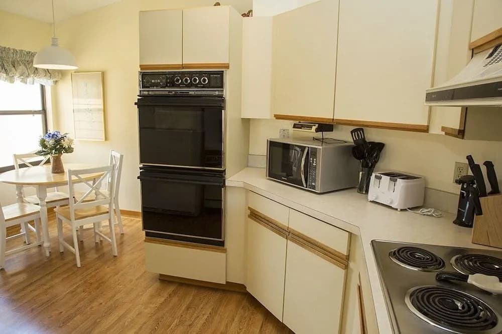 Claremont Holiday Home - photo 18