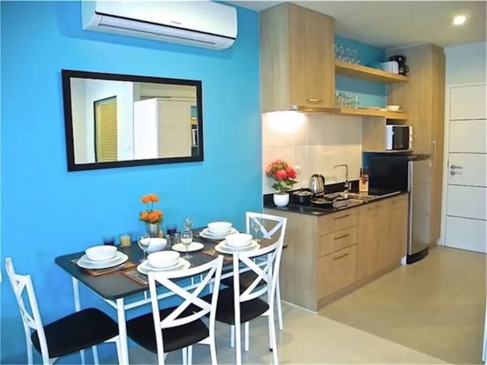 Bliss Patong Modern Studio - photo 15