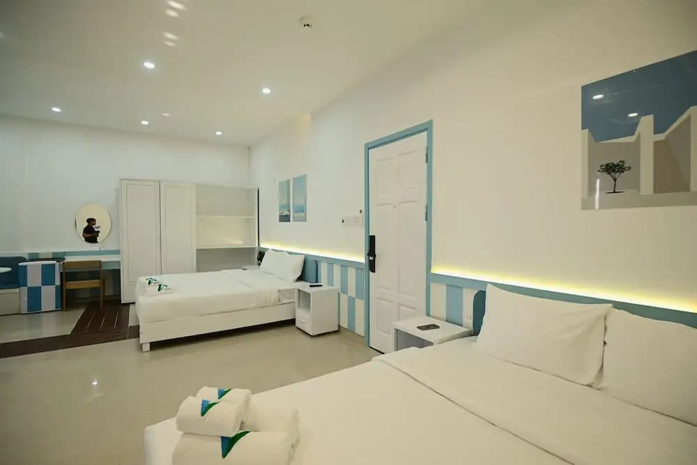 A Hotel - photo 4