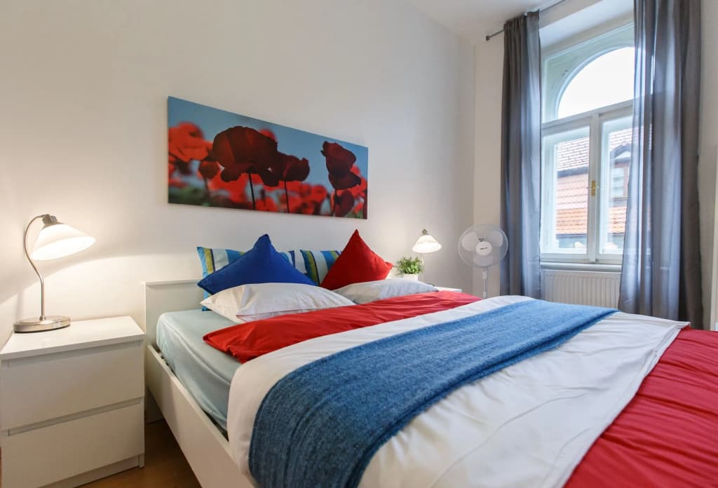 Castle Apartments - photo 2