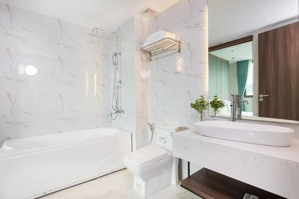 Lupin Boutique Hotel by OYO Rooms - photo 9