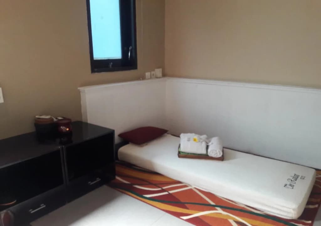 The Radiant Hotel - photo 4