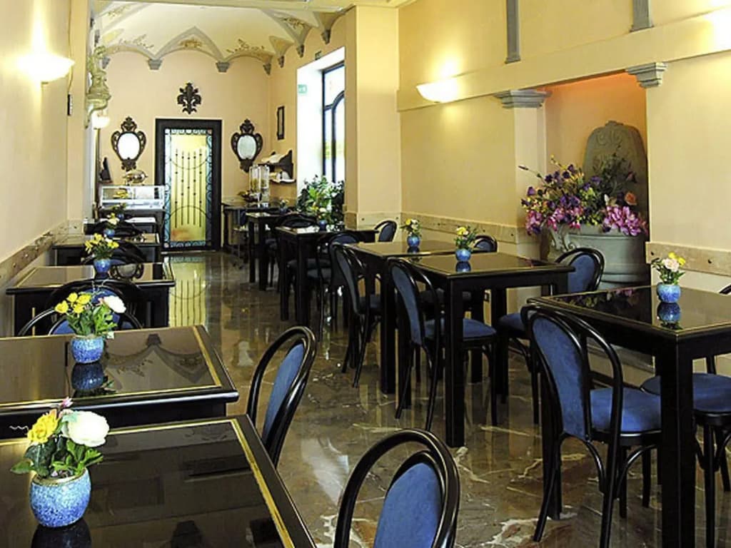 Hotel City - photo 26