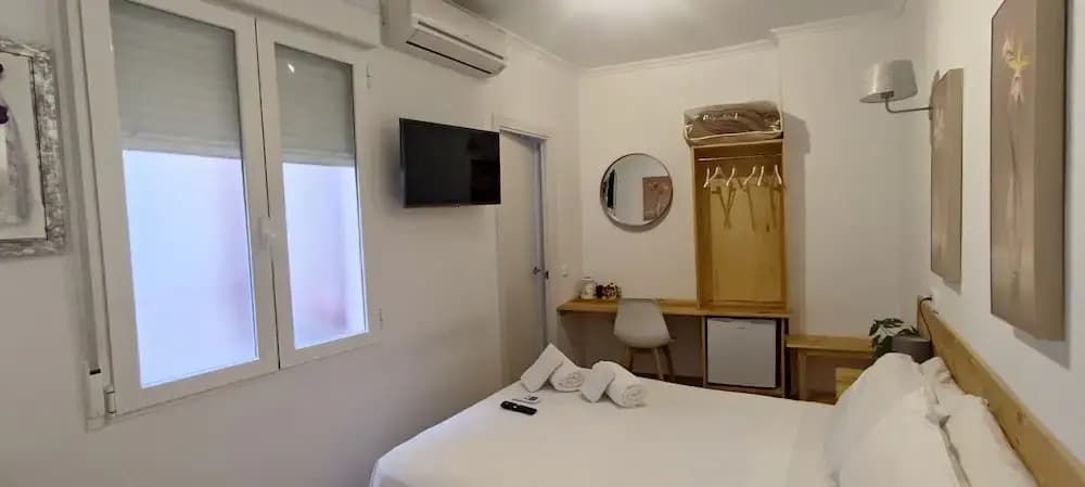 Hostal Aliste - photo 48