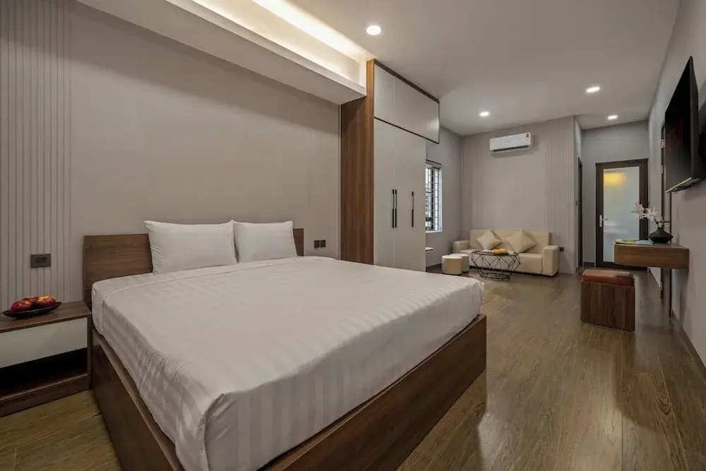 T P Villa - photo 2