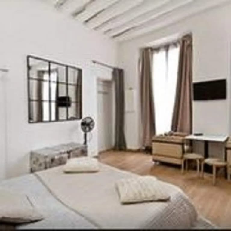 Suite Saint-Germain - Ménage pro, clim, wifi - photo 3
