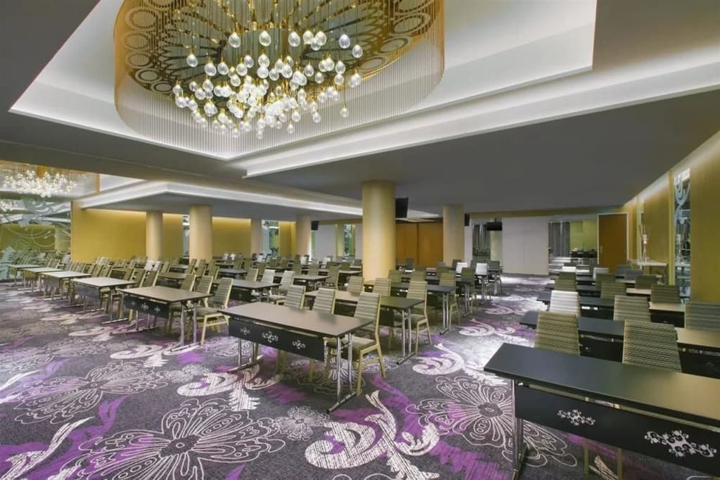 Sheraton Melbourne Hotel - photo 22
