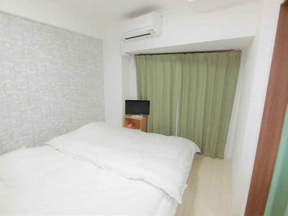 HR Front Regal Namba West - photo 3