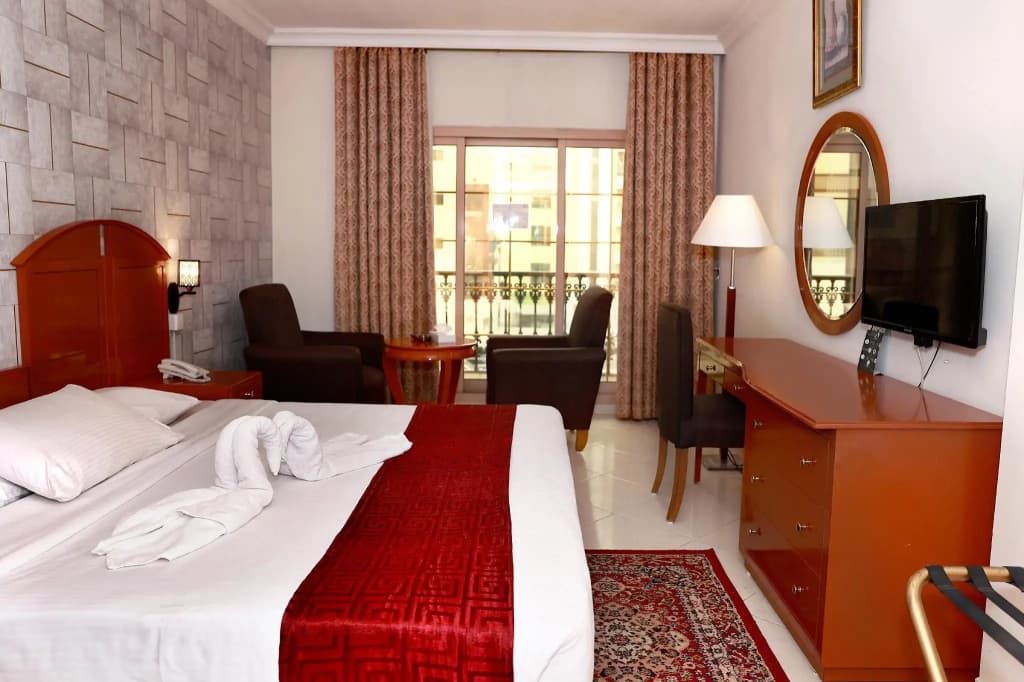 Dolphin Hotel Apartments - photo 4
