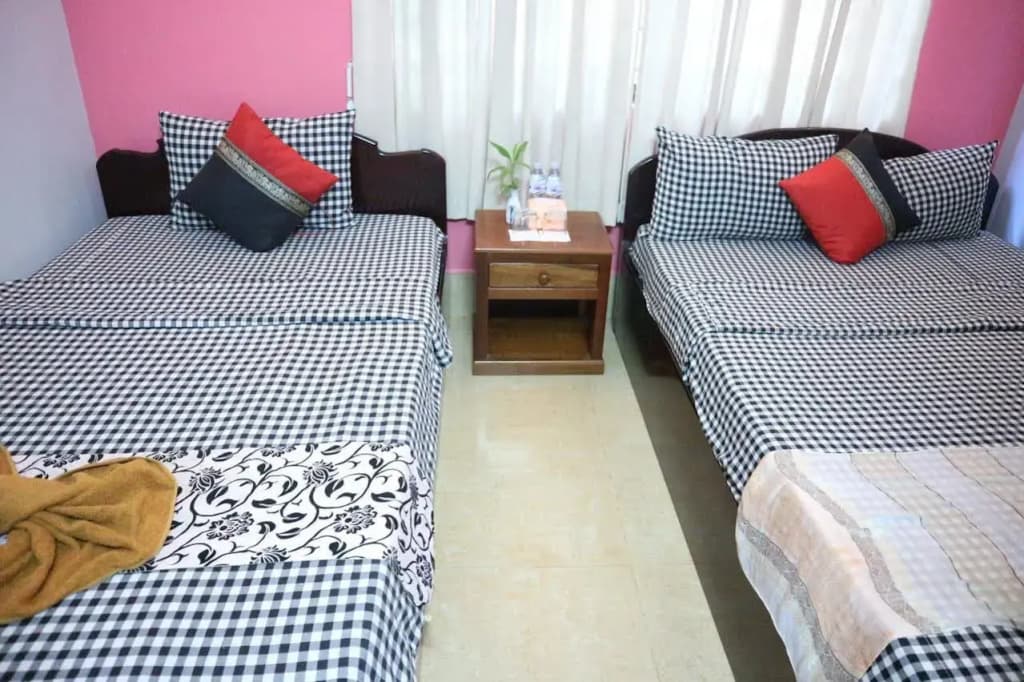 Mandalay Inn - photo 12