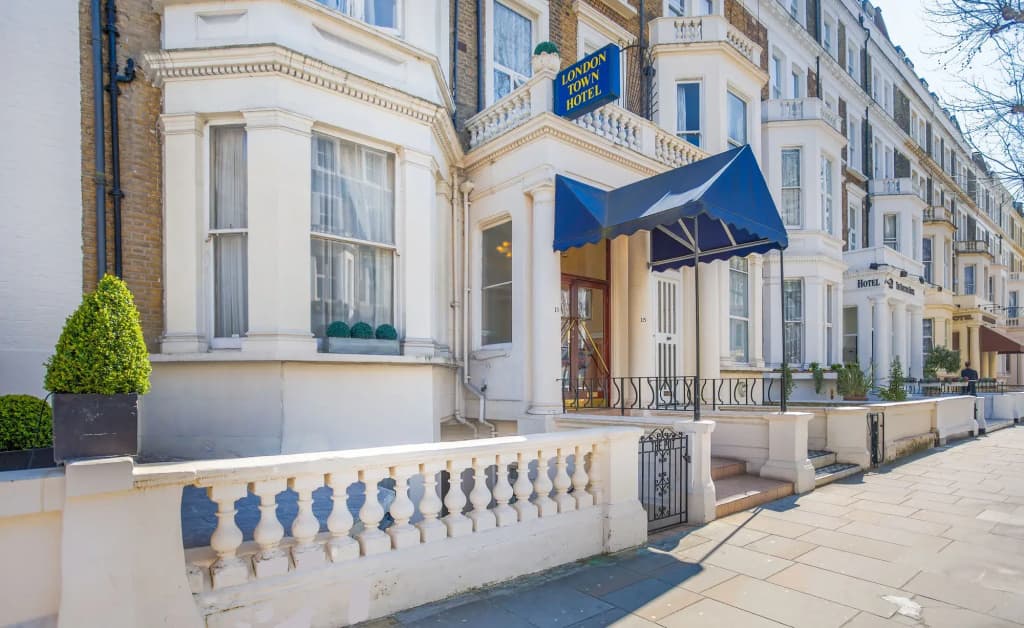 London Town Hotel - main photo