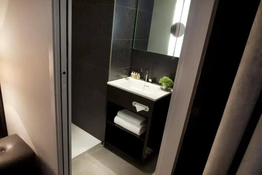 Hôtel Caron le Marais - photo 8